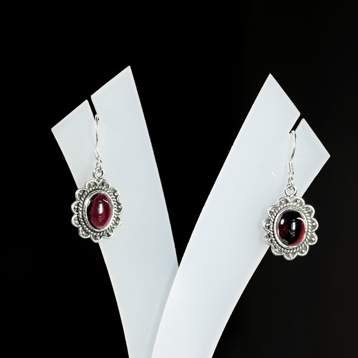 8x10 Oval Flower Rawa Earrings