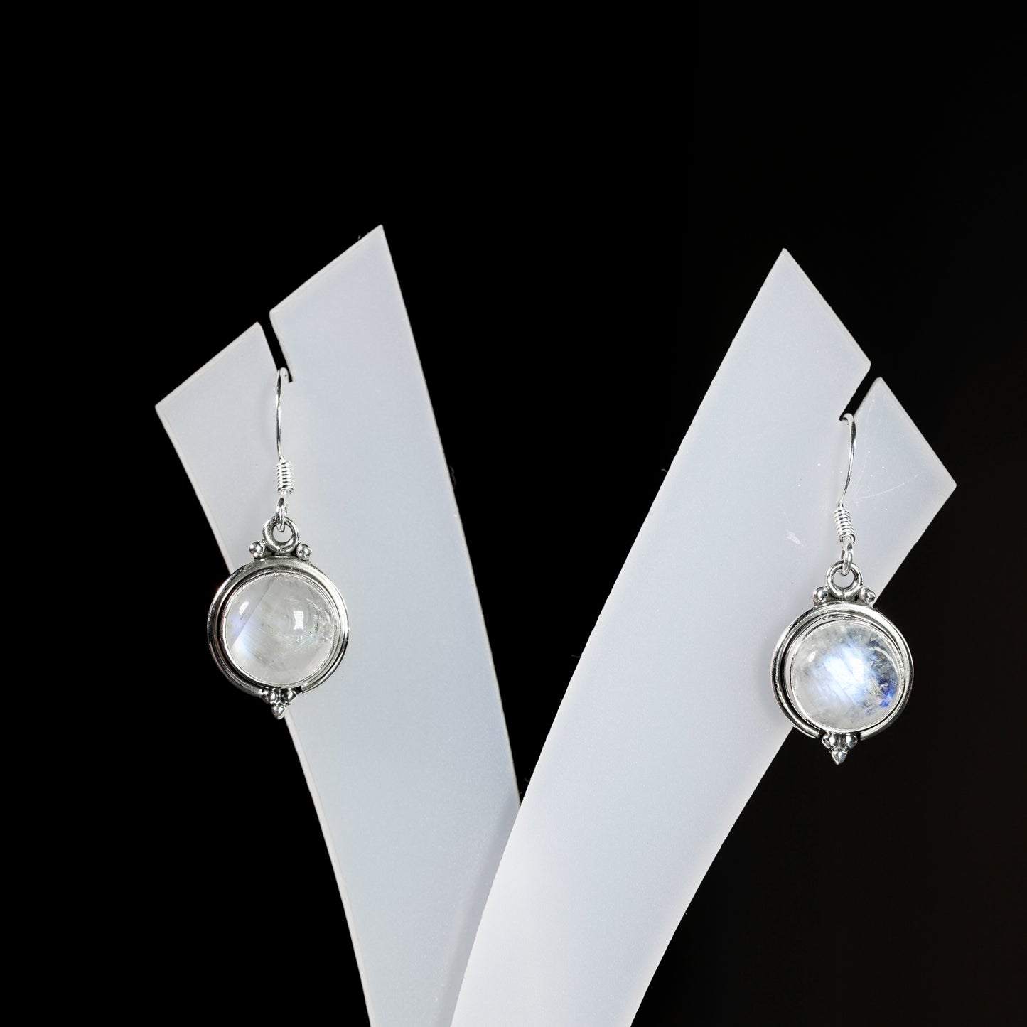 10 Round 3 Rawa Earrings