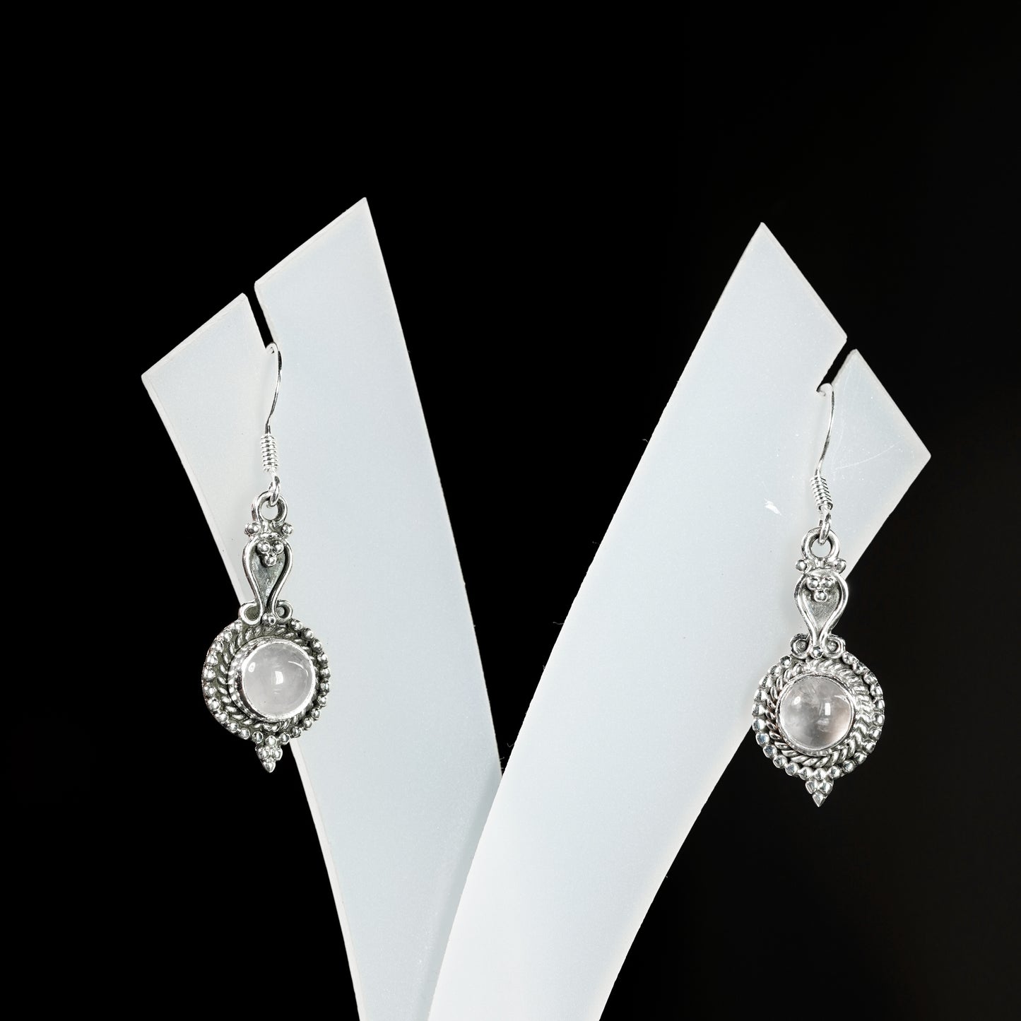 7 Round Rawa Pendulum Earrings