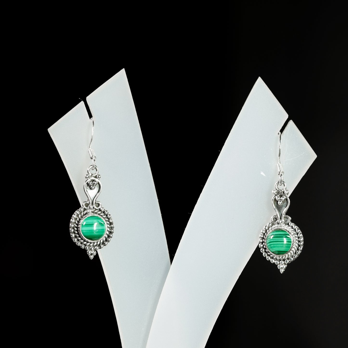 7 Round Rawa Pendulum Earrings