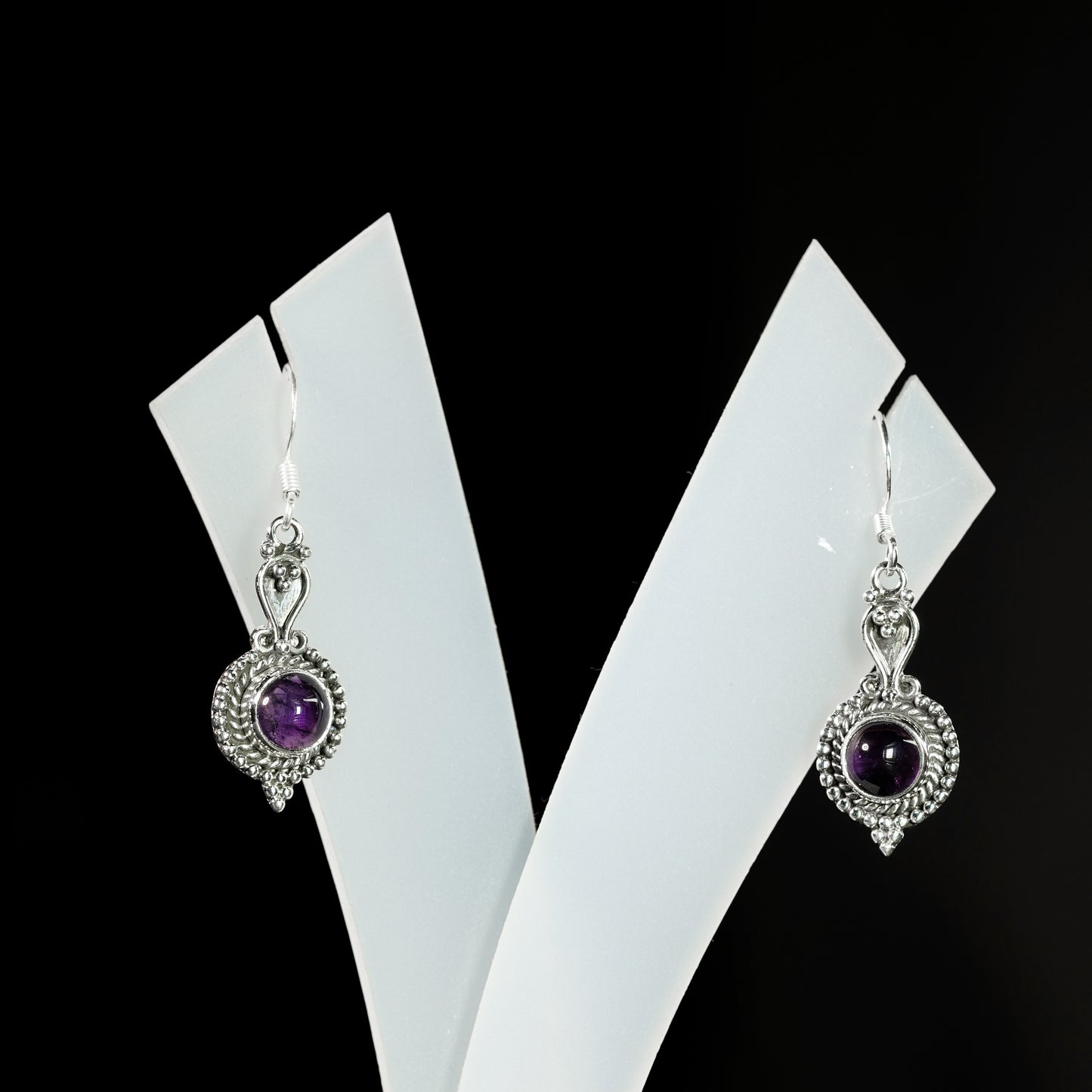 7 Round Rawa Pendulum Earrings