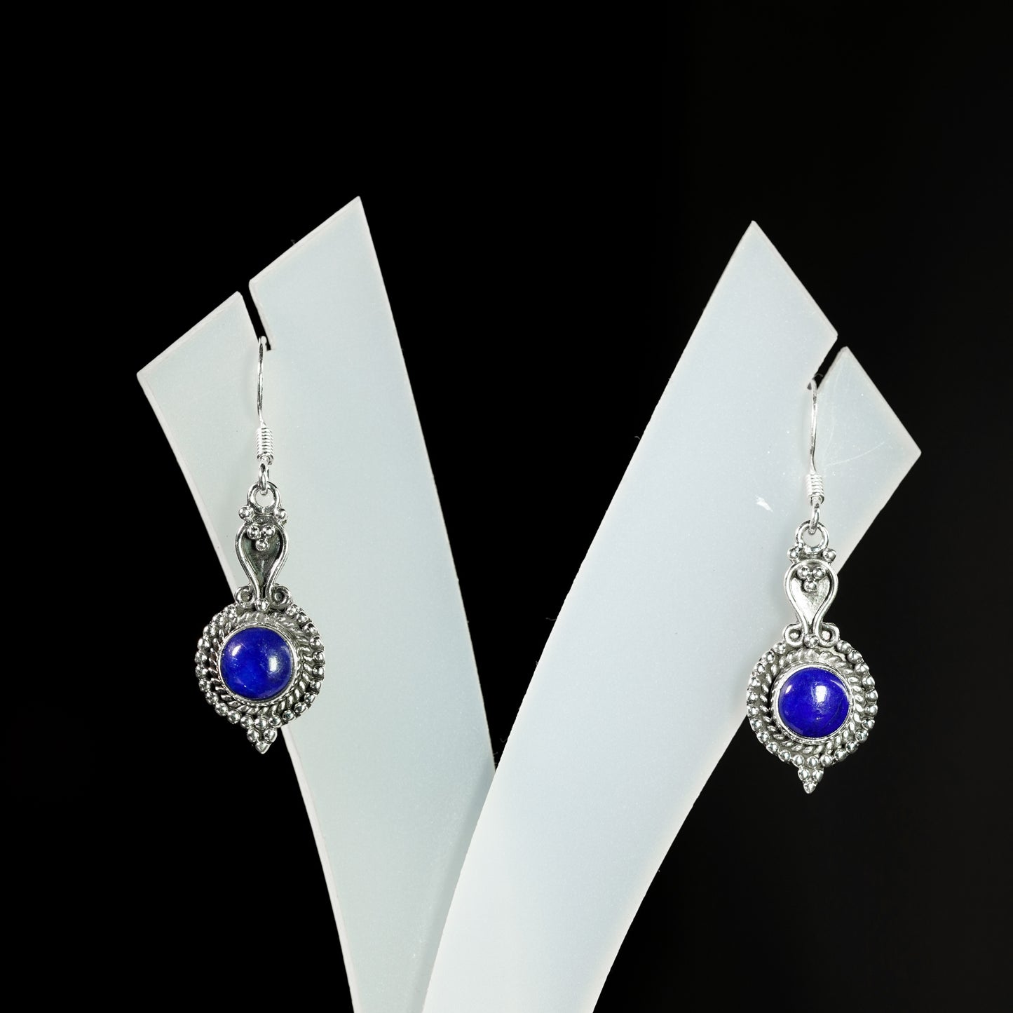 7 Round Rawa Pendulum Earrings