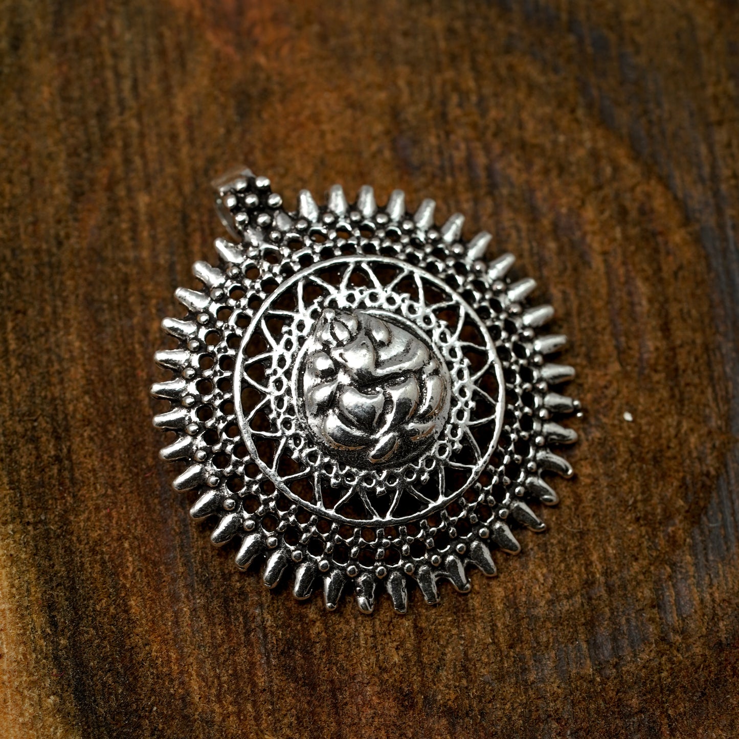 Spike Rim Silver Pendant | PPEN026