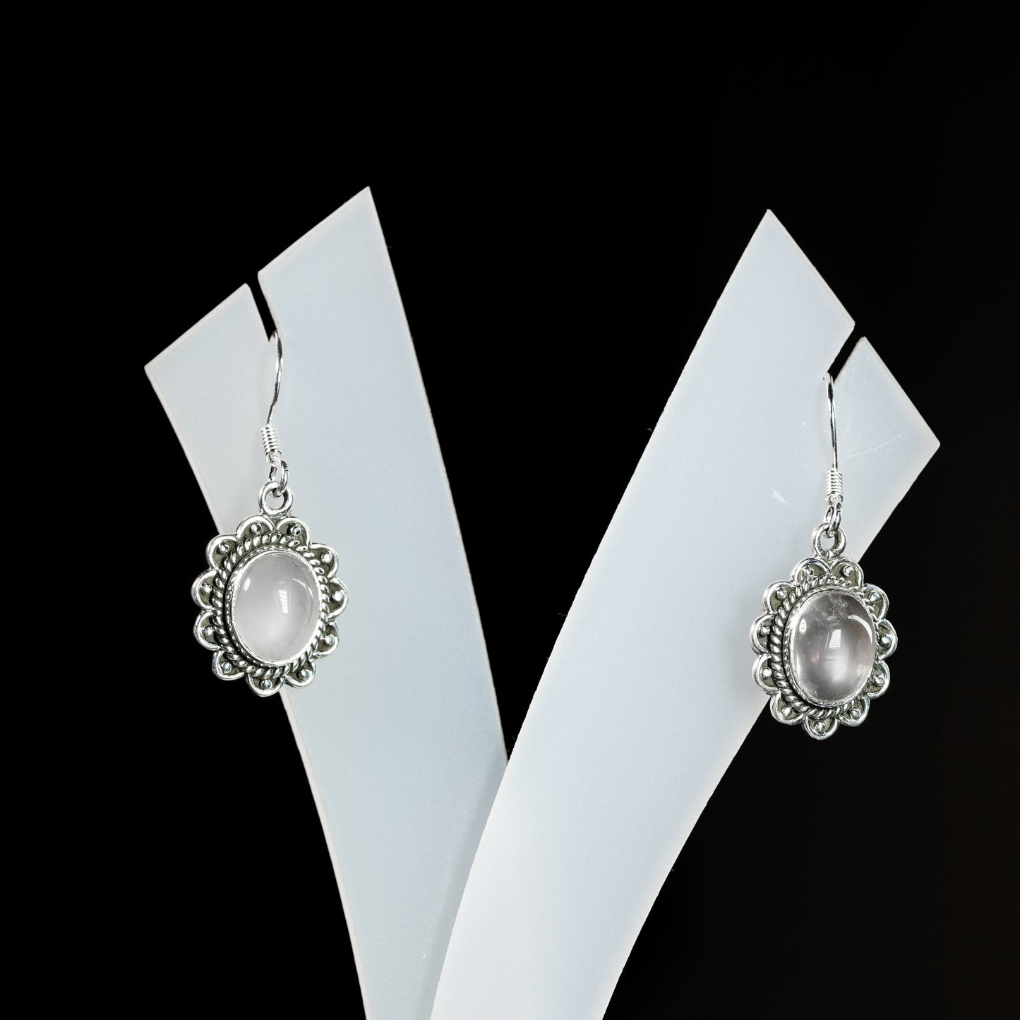 8x10 Oval Flower Rawa Earrings