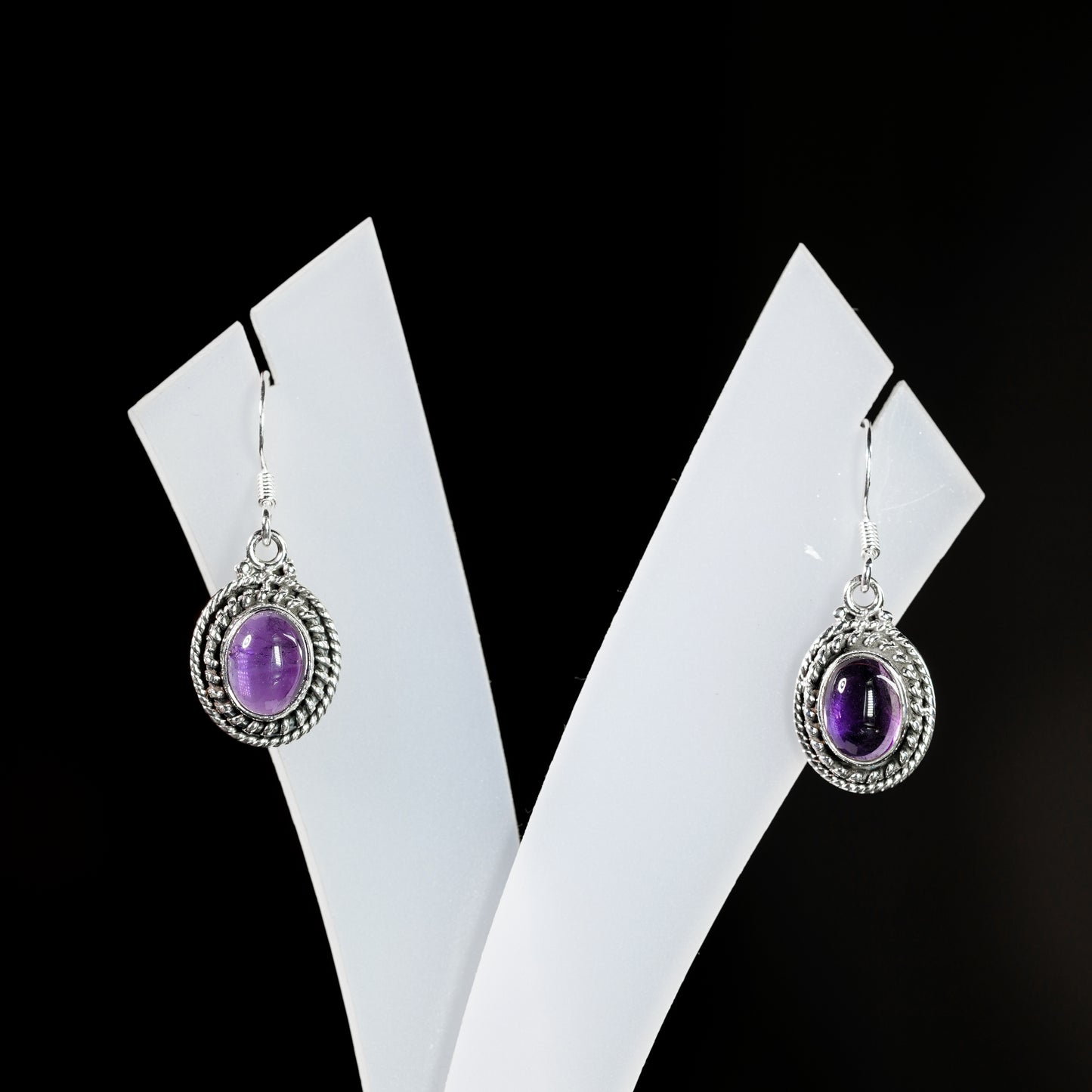 7x9 Oval Twisted Wire Earrings