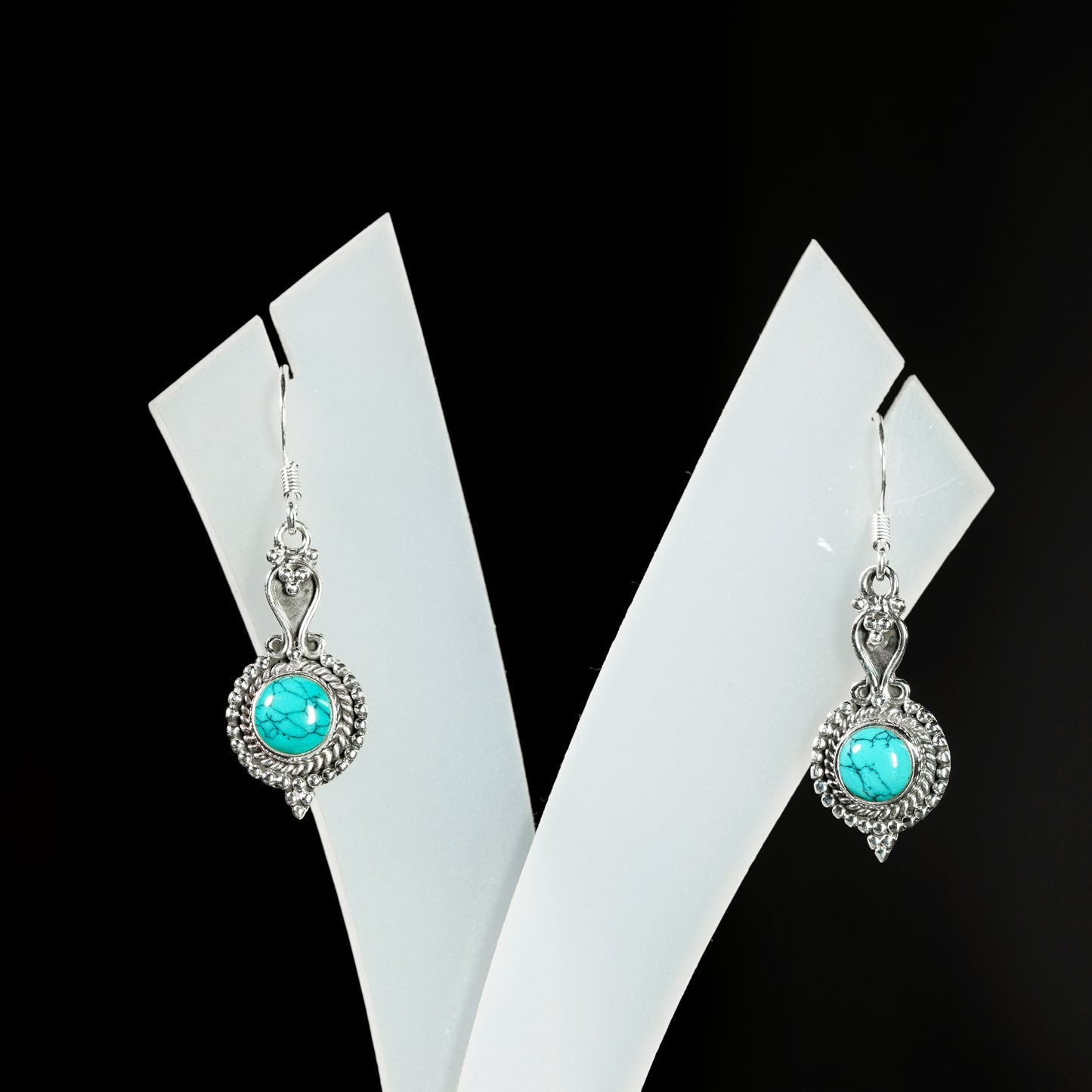 7 Round Rawa Pendulum Earrings