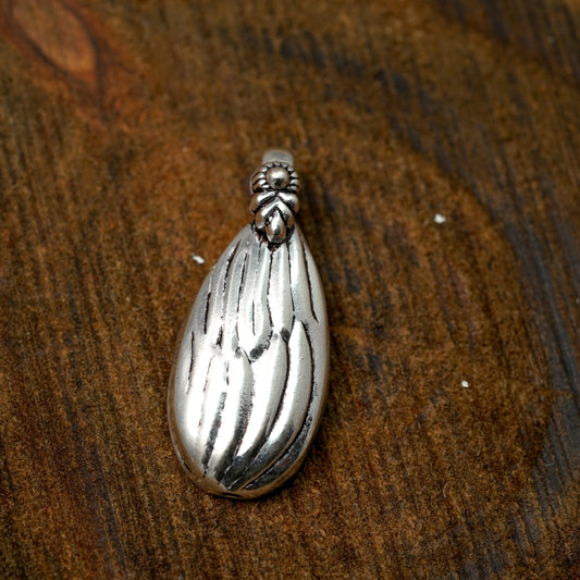 Lotus Petal Silver Pendant | PPEN040